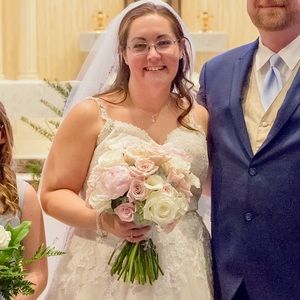 Meet your Posher, Caitlin